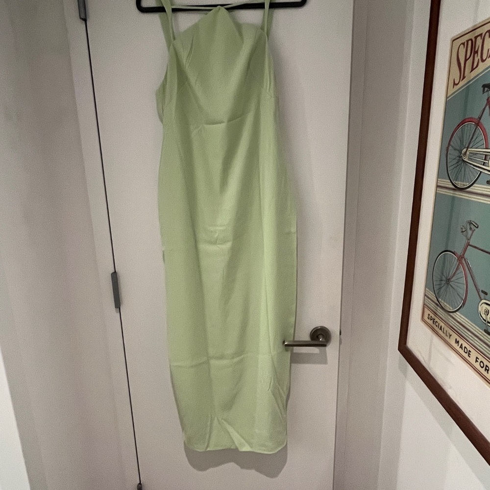 NWT - never worn - Chic Strappy Lime Green Maxi Dress - Picture 3 of 5